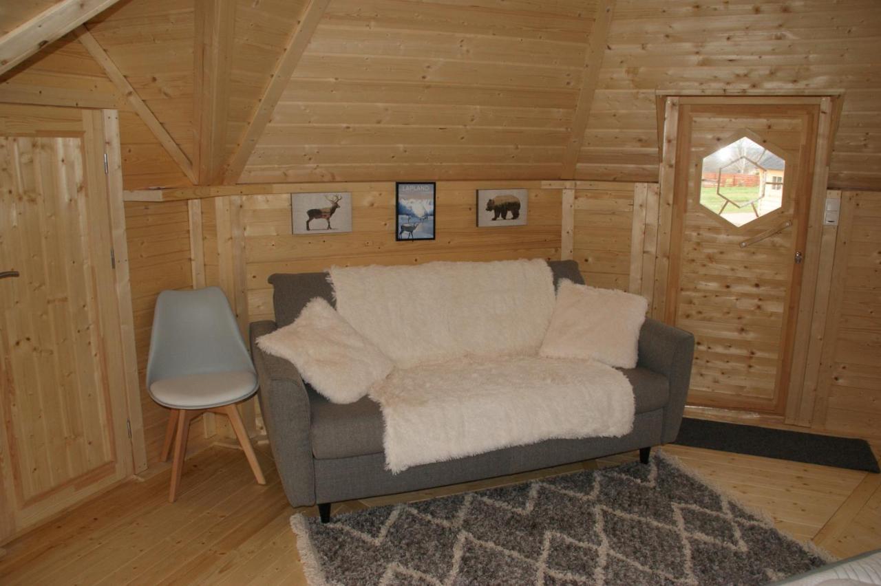 Les Cabanes Du Grand Nord Pradines  Εξωτερικό φωτογραφία