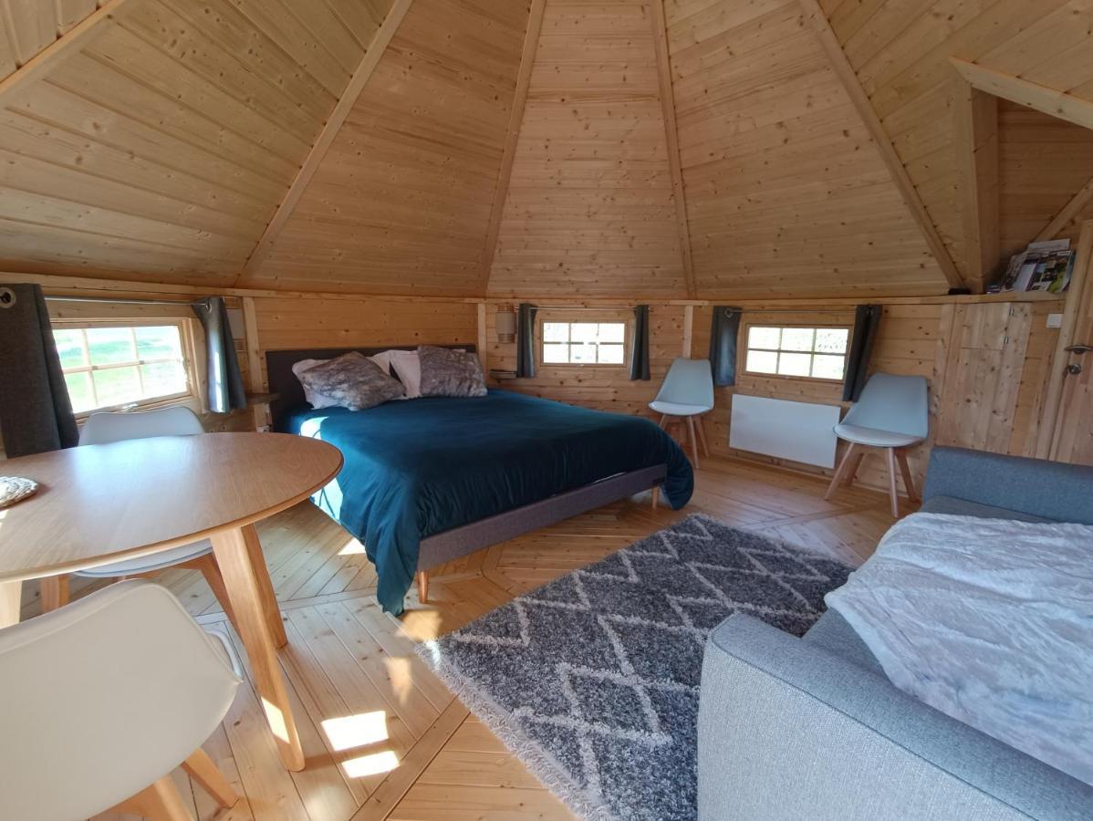 Les Cabanes Du Grand Nord Pradines  Εξωτερικό φωτογραφία